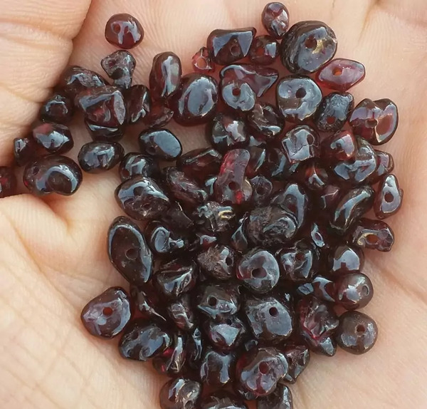 عکس از سنگ گارنت