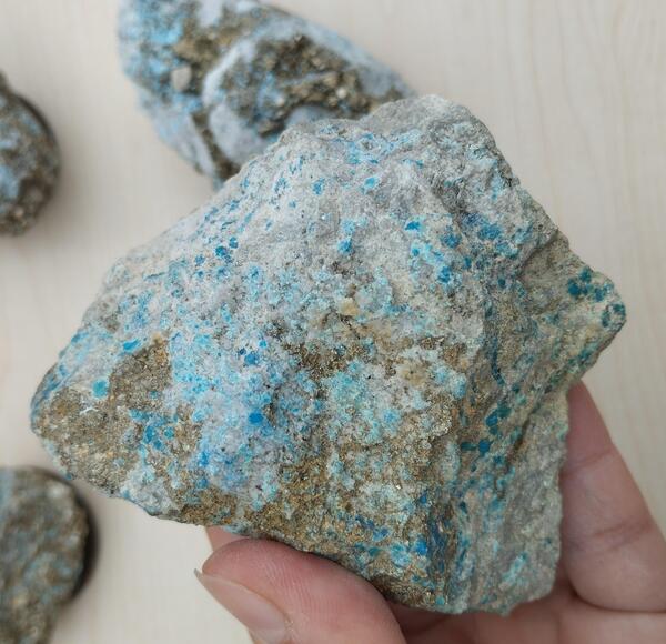عکس سنگ فیروزه خام