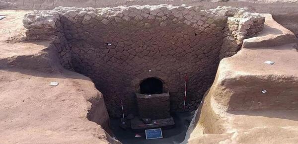 عکس سنگ طلسم شده