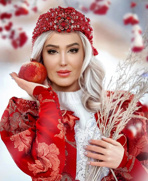 عکس سنگ قبر زهره فکور صبور