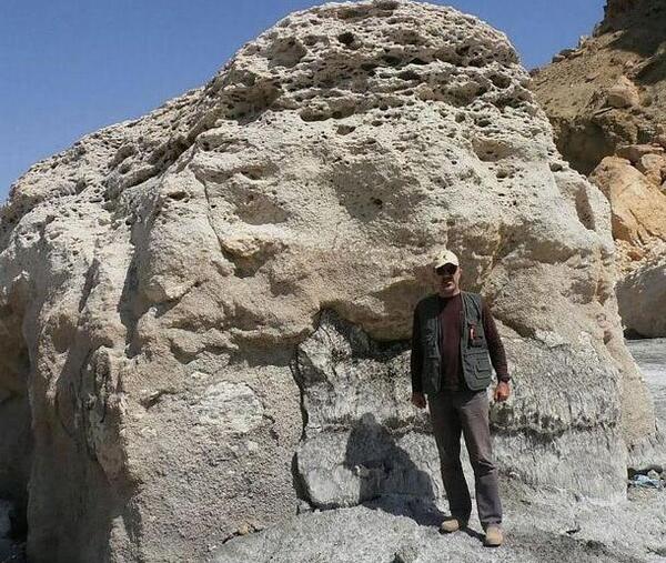 عکس سنگ های با ارزش در طبیعت