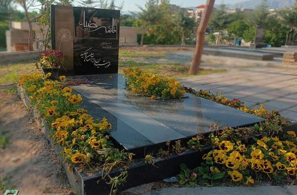 عکس سنگ قبر سفید خالی
