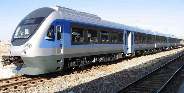 عکس داخل قطار فدک تهران مشهد