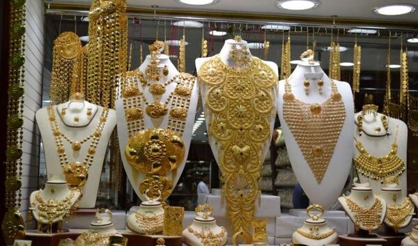 عکس طلا برای روزنامه دیواری