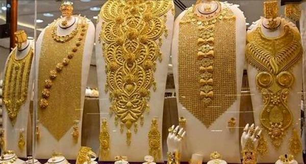 عکس طلا برای روزنامه دیواری