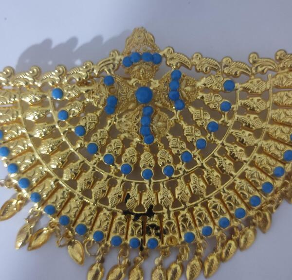 عکس سنجاق طلا بزرگ