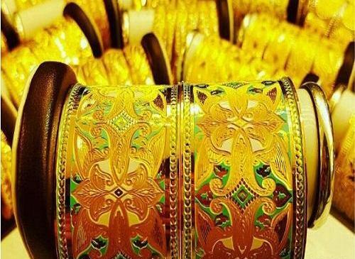 عکس سنجاق طلا بزرگ