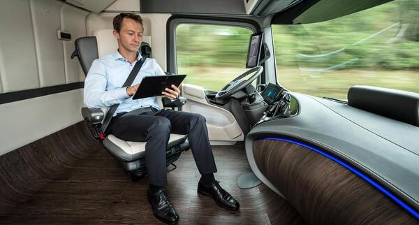 عکس داخل کامیون بنز اکتروس