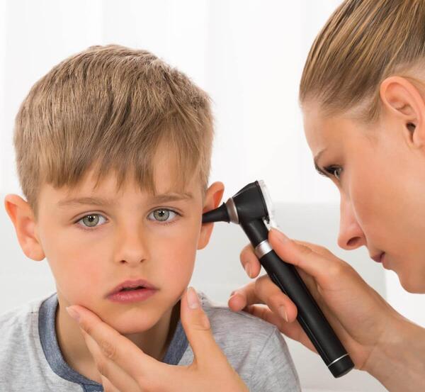 عکس داخل گوش عفونت کرده