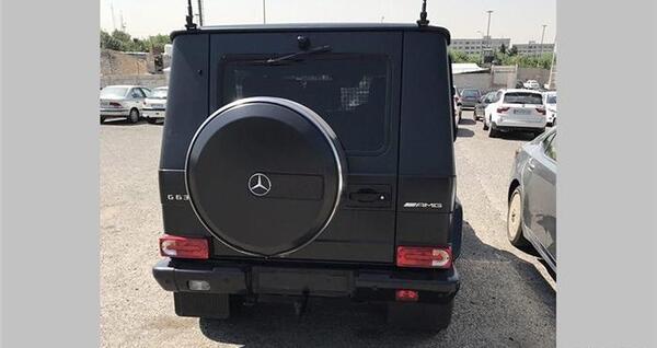 عکس داخل ماشین بنز جی کلاس