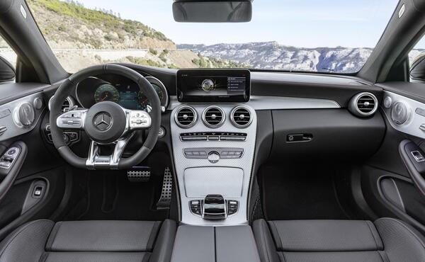 عکس داخل ماشین بنز c200