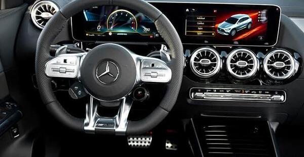 عکس داخل ماشین بنز c200