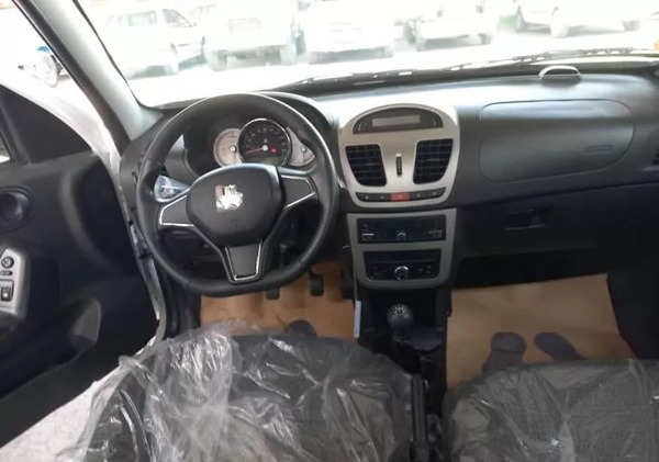 عکس داخل ماشین ساینا اس ۸۵ گانه