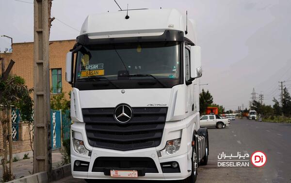 عکس از داخل کامیون بنز