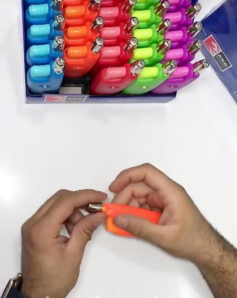 تعمیر عکس داخل فندک آشپزخانه