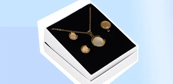 عکس سرویس طلا داخل جعبه