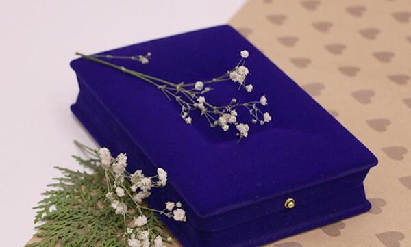 عکس سرویس طلا داخل جعبه
