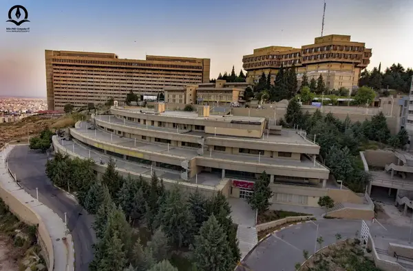 عکس داخل دانشگاه شیراز