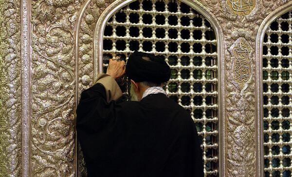عکس داخل حرم حضرت علی