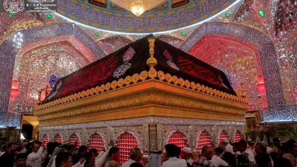 عکس داخل حرم حضرت علی