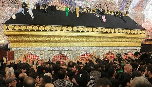 عکس داخل حرم امام علی علیه السلام