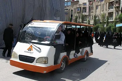 عکس حرم امام رضا از داخل ماشین