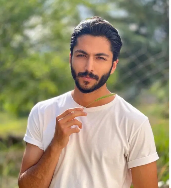 عکس های جدید کیسان دیباج در اینستاگرام