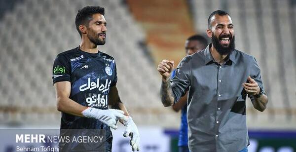عکس دروازه بان جدید استقلال