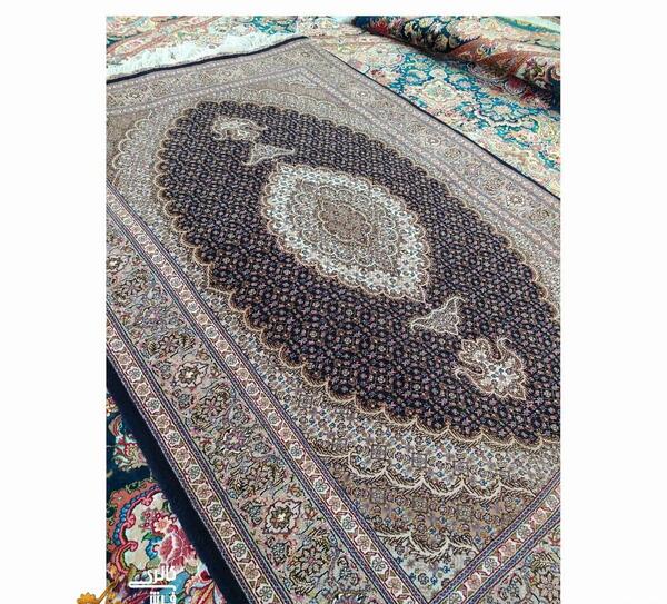 عکس فرش ماهی خوی