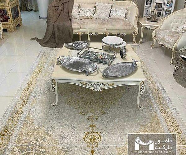 عکس فرش کرم رنگ