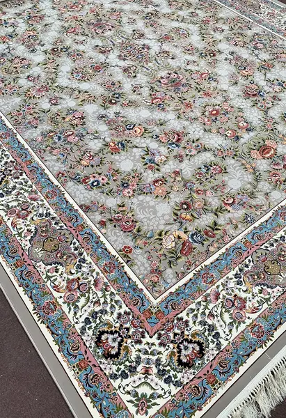 عکس فرش جدید گل ریز