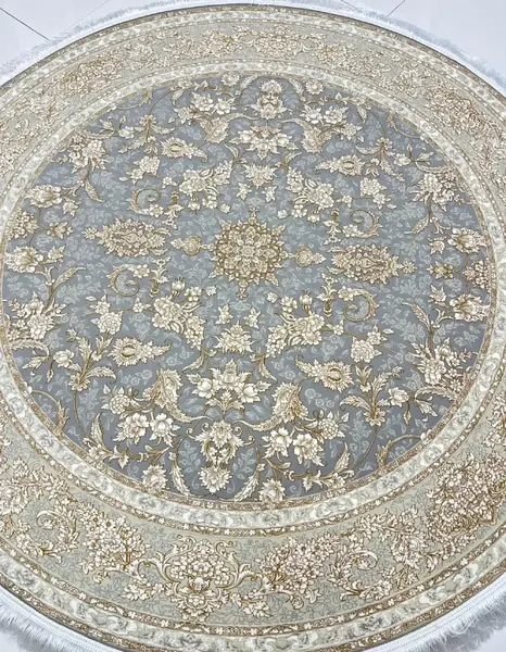 عکس فرش گرد طوسی