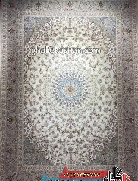 عکس فرش کرم شکلاتی