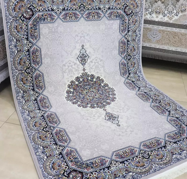 عکس فرش هالیدی فیلی