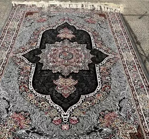عکس فرش کارینا فیلی