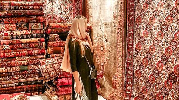 عکس مغازه فرش فروشی