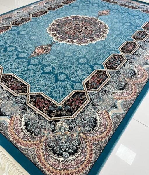 عکس فرش رنگ فیروزه ای