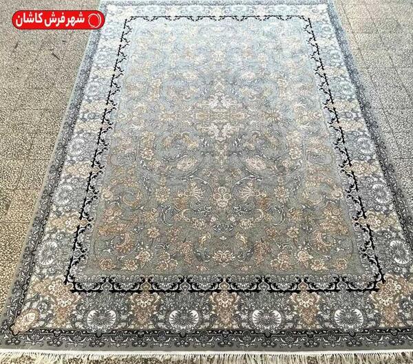 عکس فرش ساده طوسی