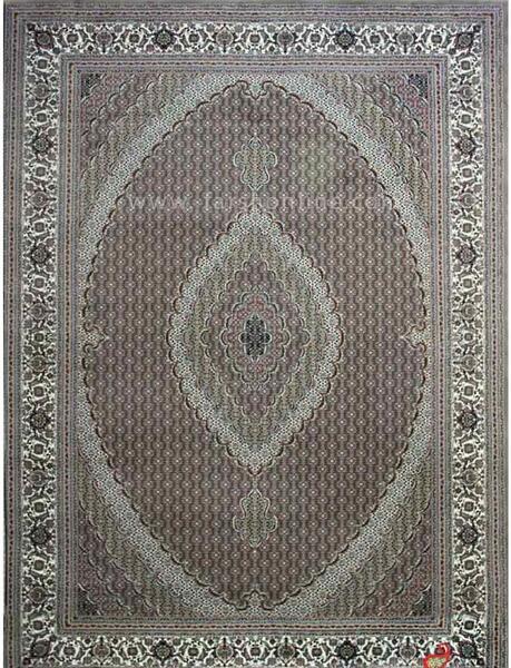 عکس فرش ریز ماهی گردویی