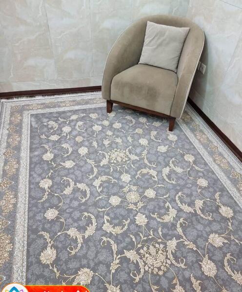 عکس خانه فرش شده