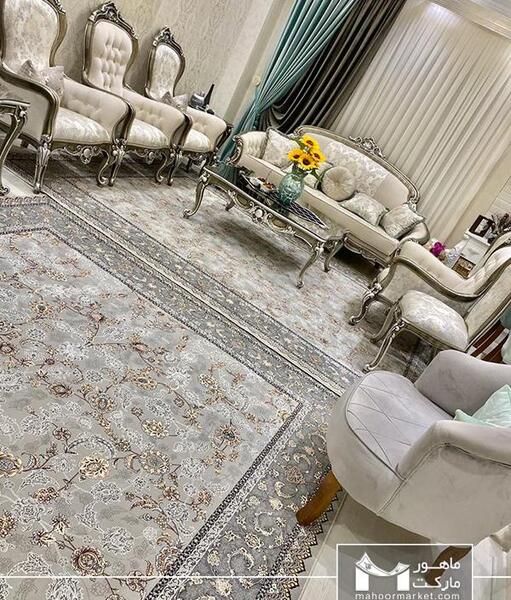 عکس فرش طوسی سفید