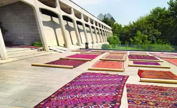 عکس موزه فرش تهران