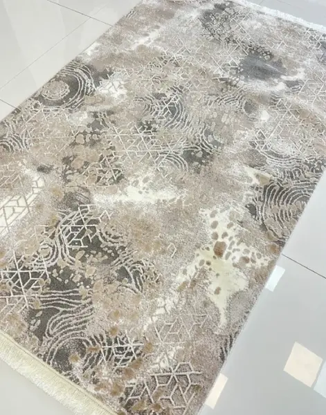 عکس فرش پشمی سفید