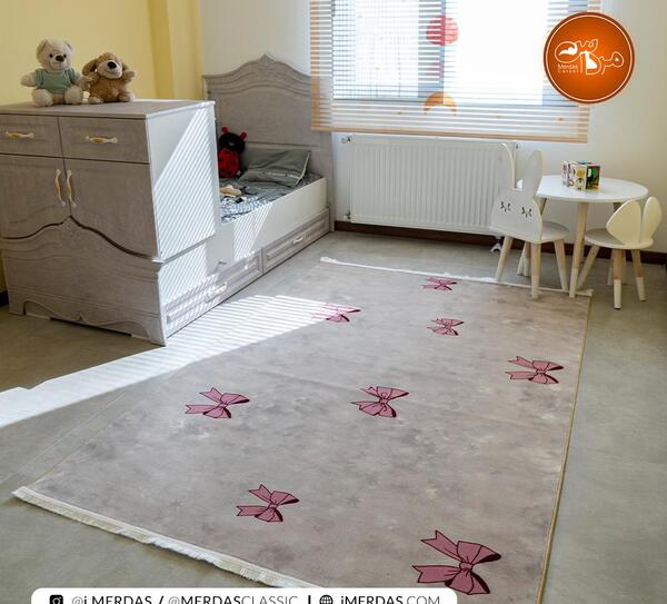 عکس فرش اتاق بچه