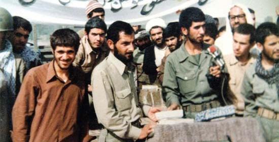 عکس شهید مهدی باکری در جبهه