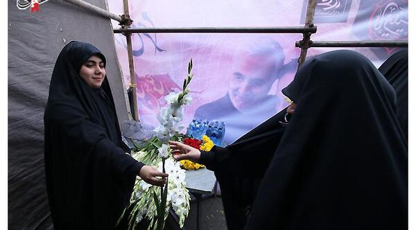 عکس شهید محمد حسین محمد خانی و همسرش