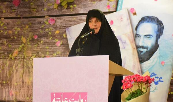 عکس فرزند شهید محمد حسین محمد خانی