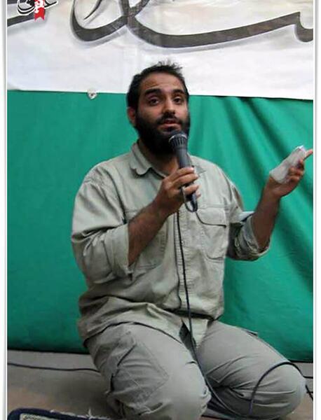 عکس فرزند شهید محمد حسین محمد خانی