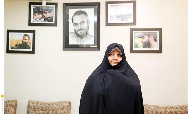 عکس همسر شهید مدافع حرم محمد حسین محمد خانی