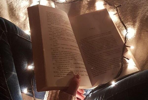 عکس پروف با کتاب